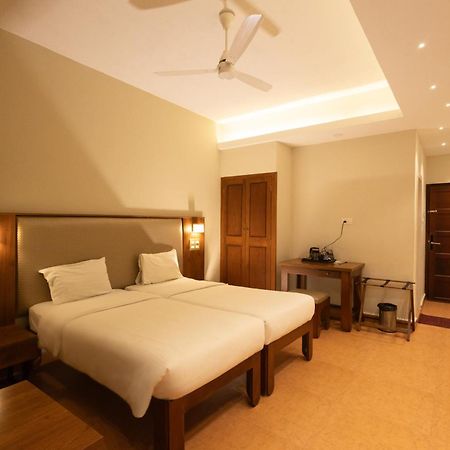 The Nisha Continental Villa Kottajam Kültér fotó