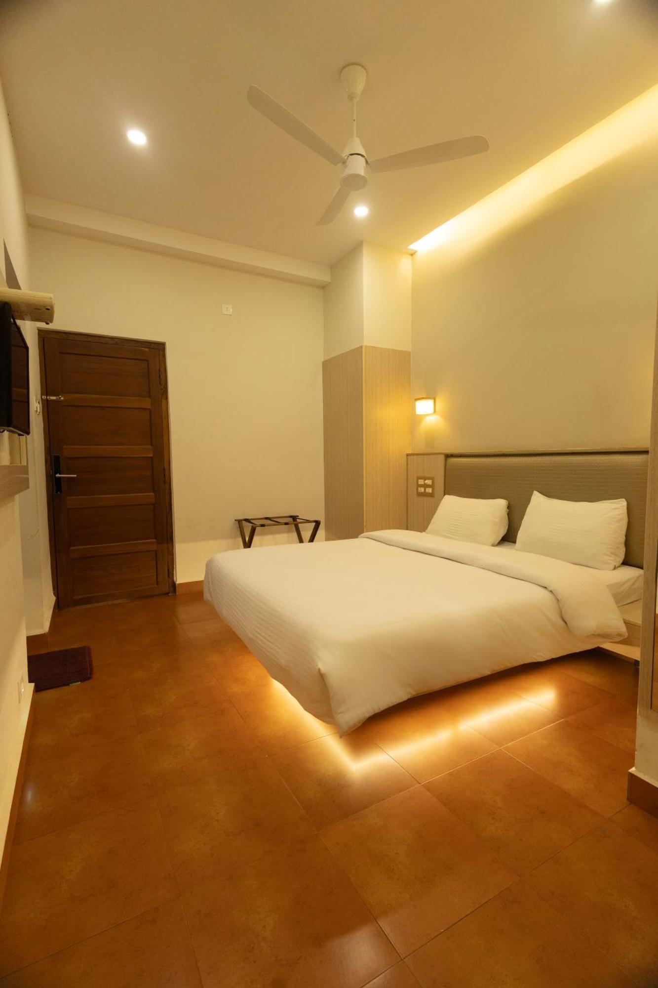 The Nisha Continental Villa Kottajam Kültér fotó